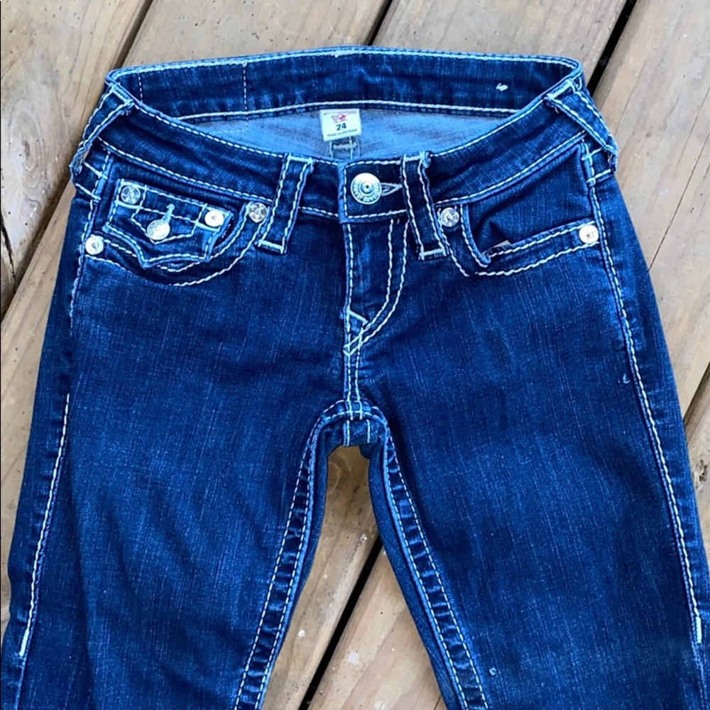True Religion- size 24 skinny - Picture 2 of 3